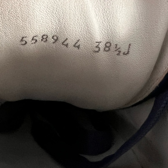 Authentic Alexander McQueen Sneakers 8.5 - Picture 8 of 9